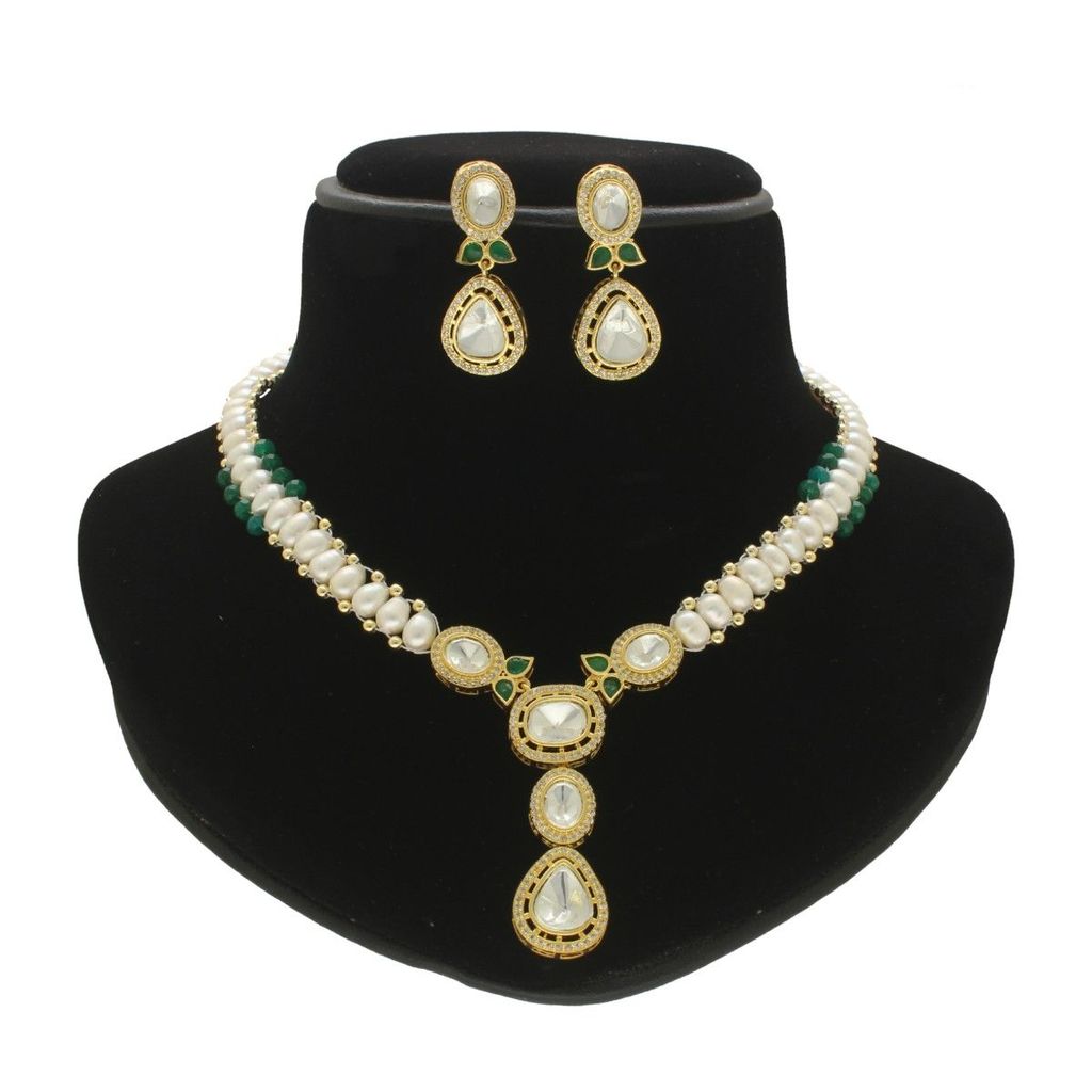 Chiselled Elegance Pearl Necklace Set view 2
