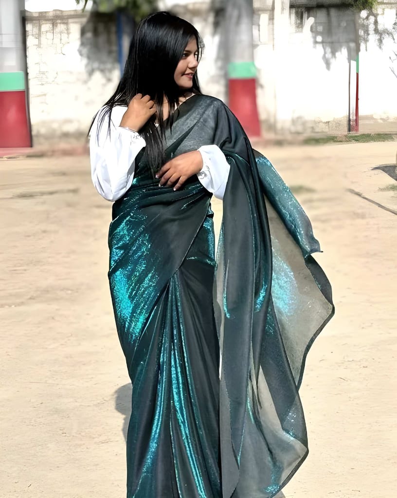 WUGO Women's Black Shimmer Organza Saree with Metallic Teal Finish | Designer Party Wear, Wedding, Festive & Evening Wear Saree with Unstitched Blouse Piece view 2