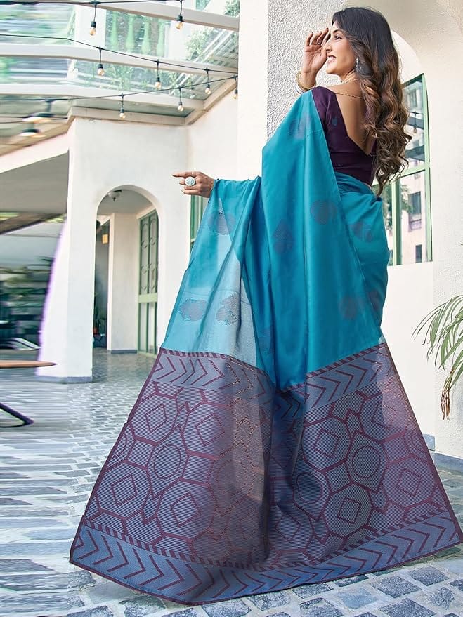 Buy Latest Indian Saree Georgette Saree With Blouse Piece At Lowest Price view 2