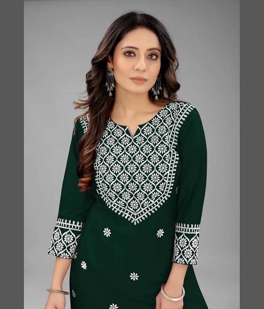 QPEEZ - Green Rayon Women's Straight Kurti ( Pack of 1 ) view 2