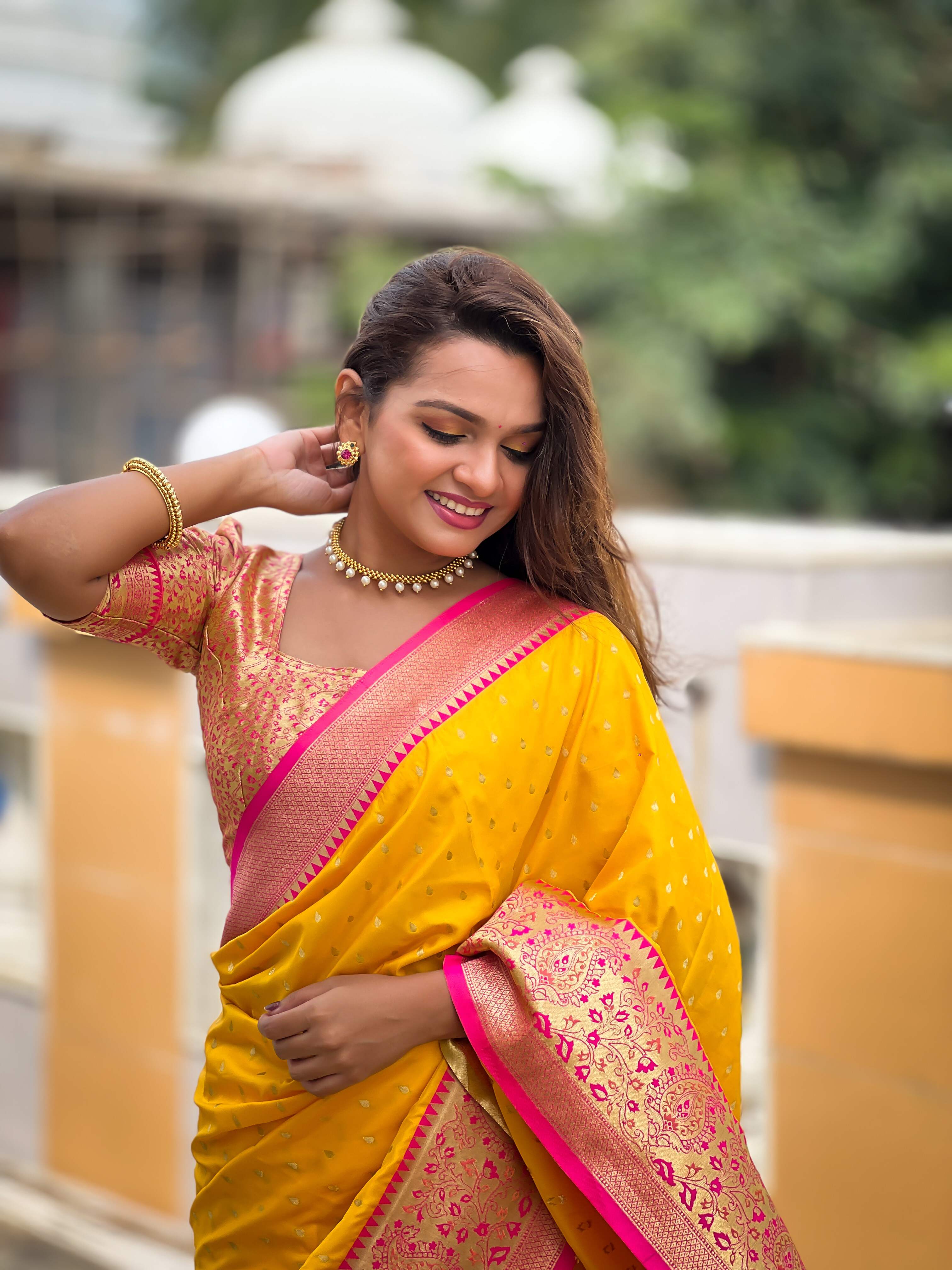 Yavira Silk Yellow Women Jacquard Sarees view 2