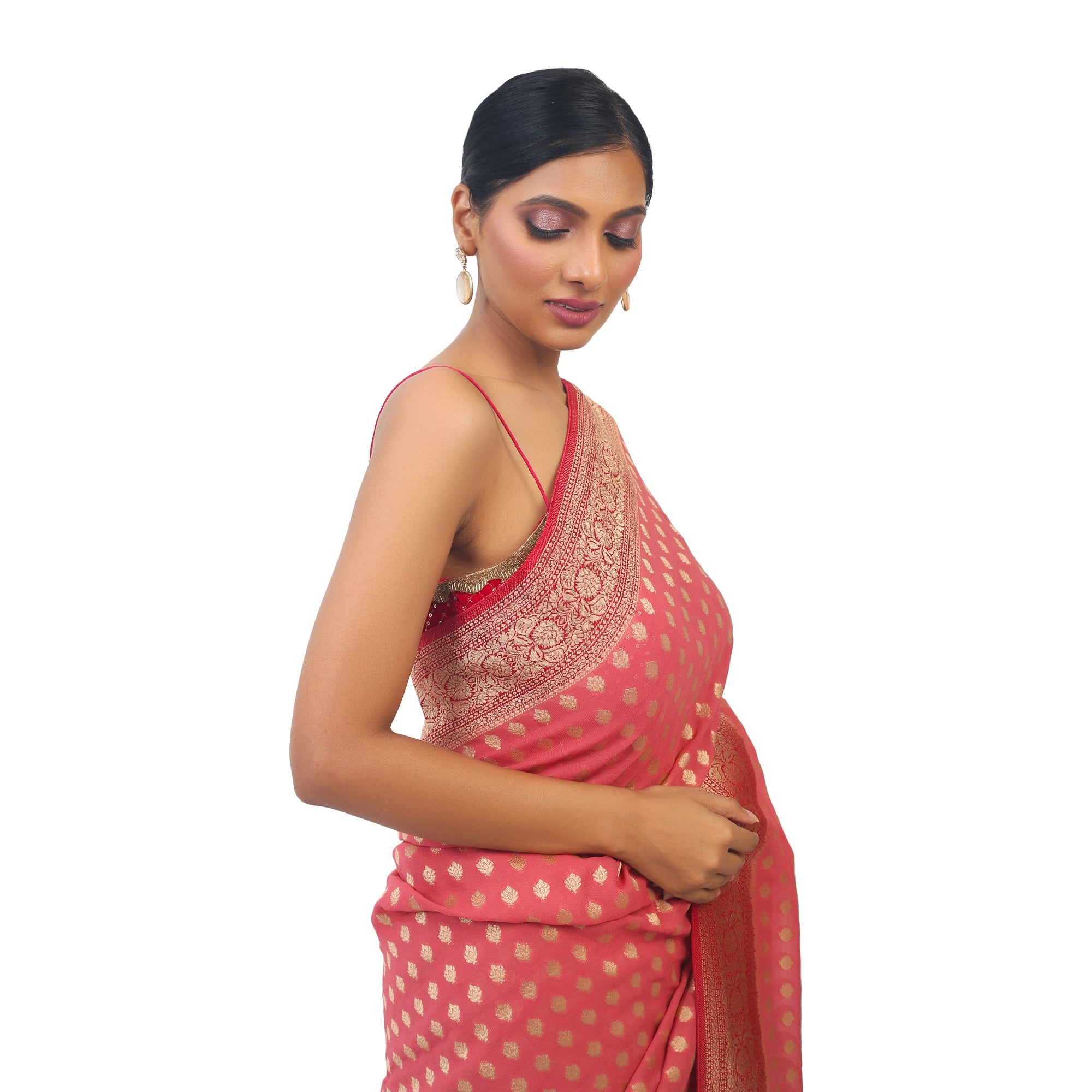 TheHangr Soft Georgette Pink Saree With Contrast Red Boarder view 2