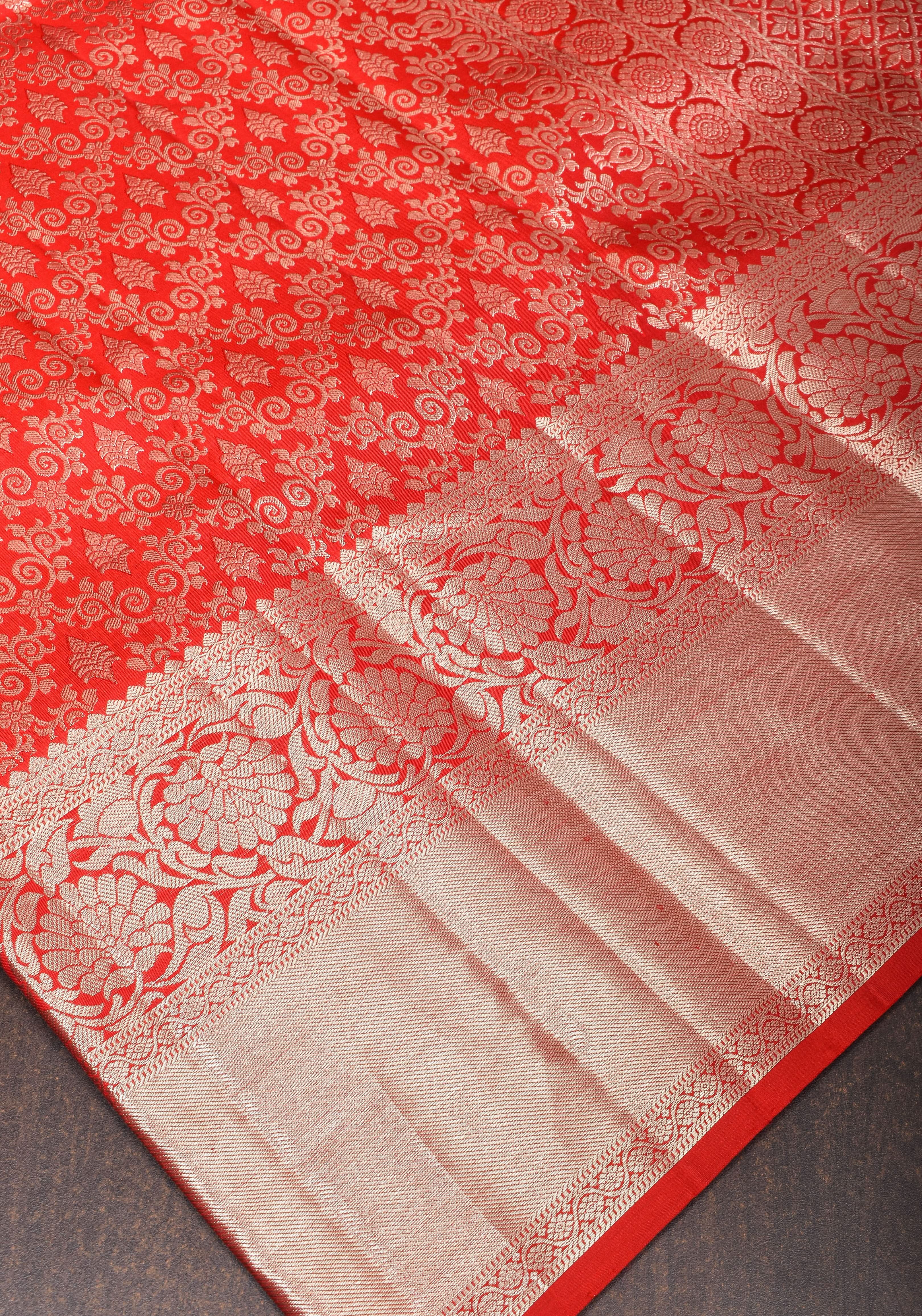 Red and White Gold Exquisite Kanjivaram Pure Silk saree with Ornate Jaal Brocade | SILK MARK CERTIFIED view 2