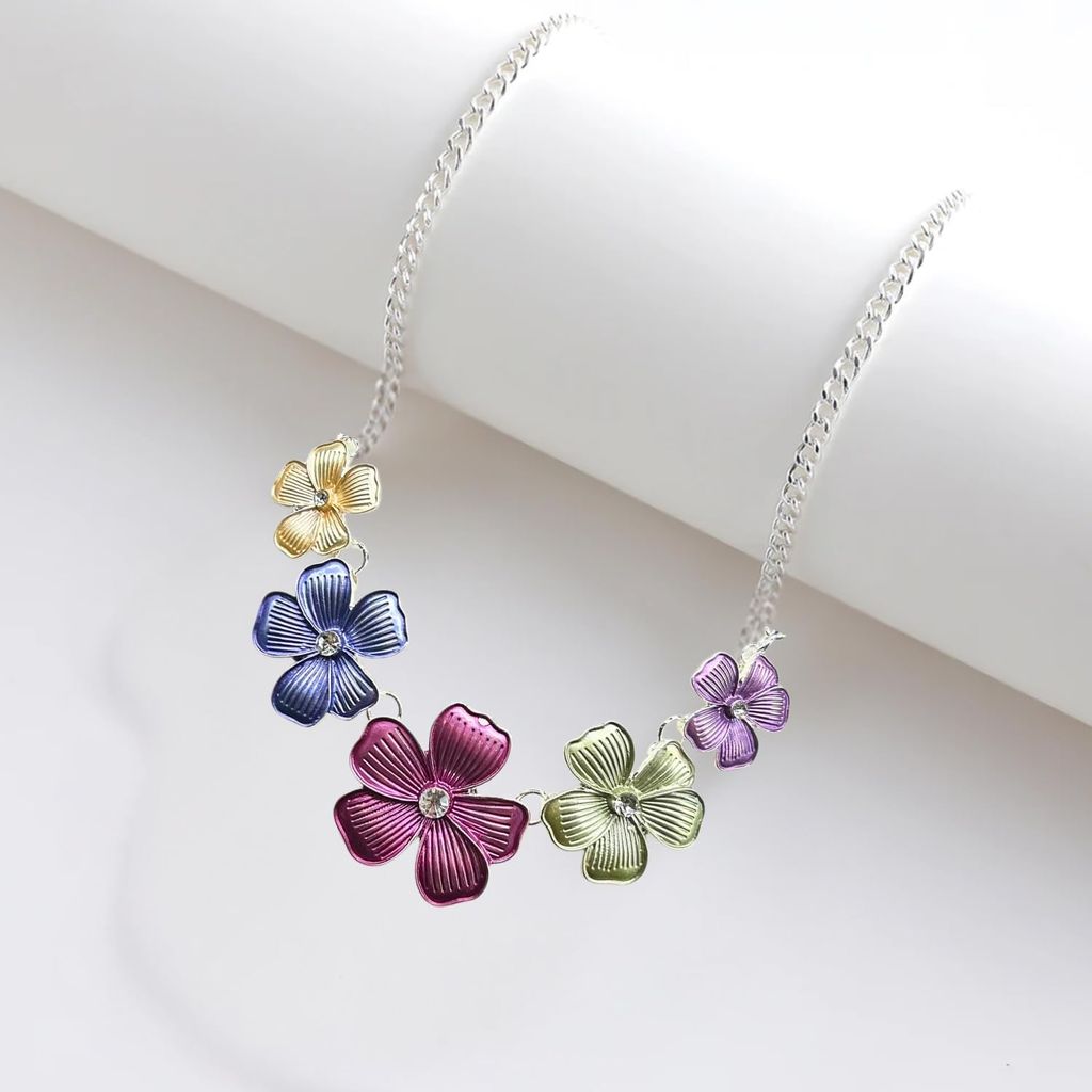 Fashionable Multicolor Flower Crystal American Diamonds Pendant Necklace for Women view 2