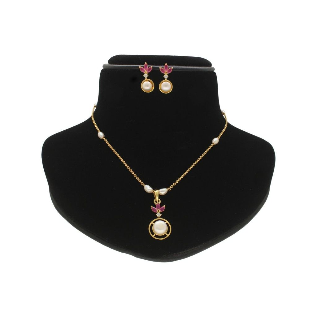 Sri Jagdamba Pearls Radiant Pearl Chain Set view 2