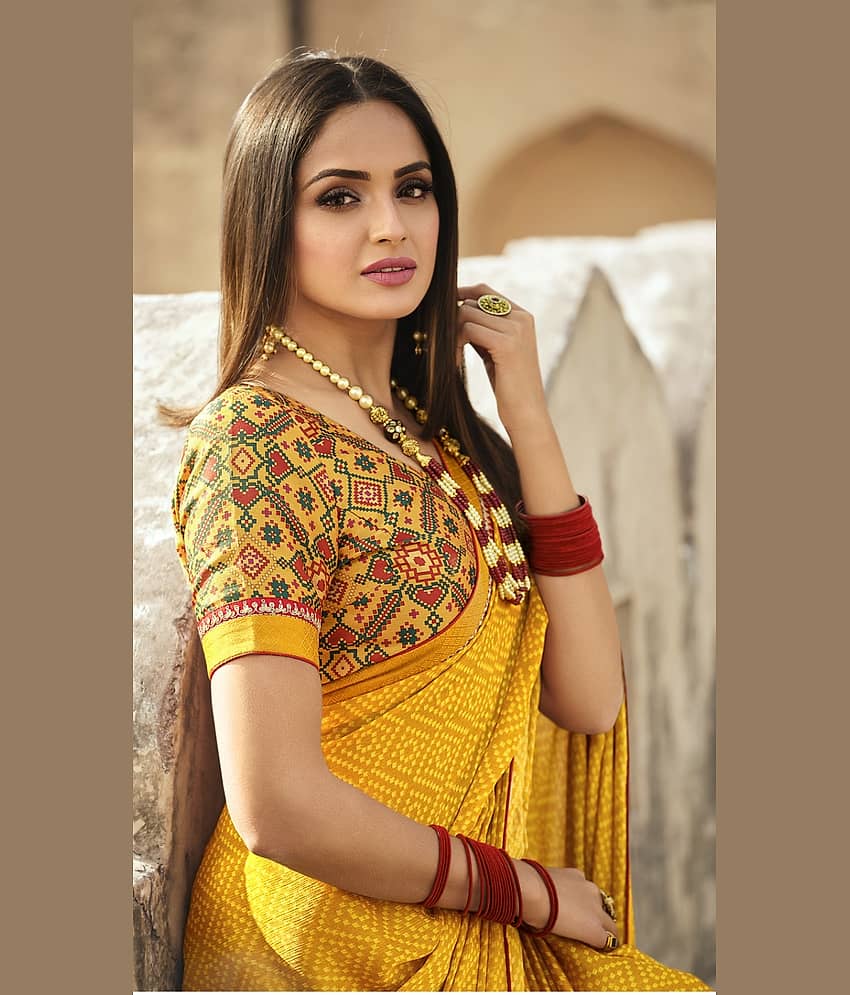 BLEESBURY Chiffon Printed Saree With Unstitched Blouse Piece ( Yellow ) view 2