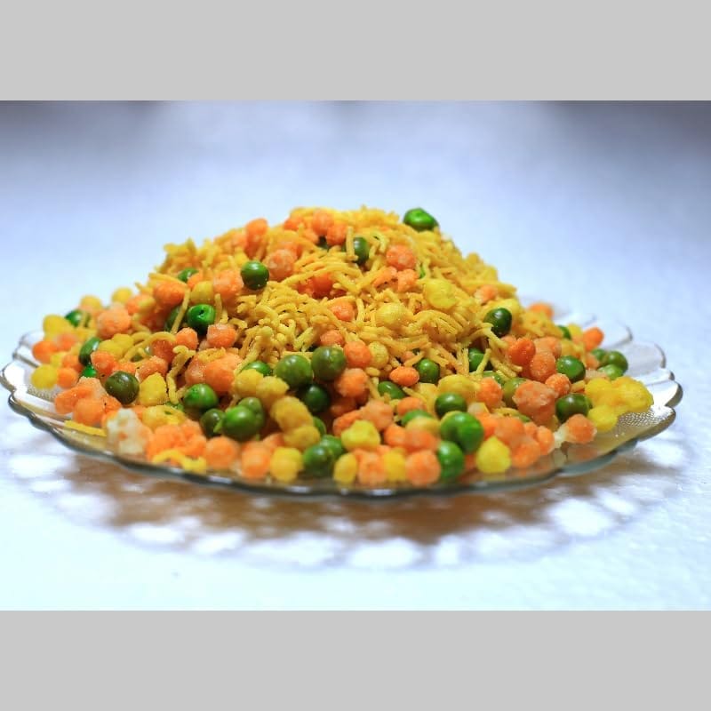 CRUNCHIZZ - 3 in 1 - NAMKEEN MIXTURE COMBO I Spicy, Crunchy, Authentic I No Artificial Additives I Perfect Tea-Time Bites I SPICY, SWEET & BOMBAY Mixture I 200 Grams Each I Total 600 Grams view 2
