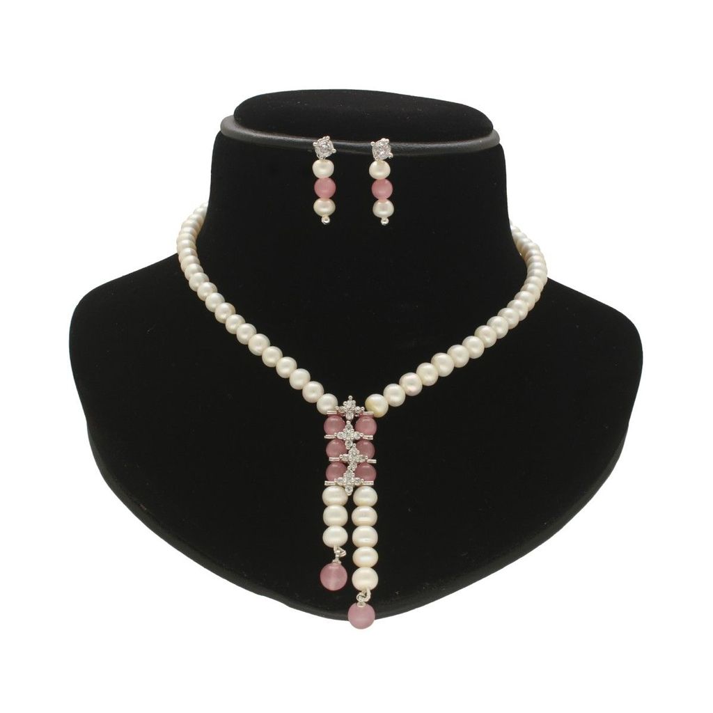 Heritage Glint Pearl Necklace Set view 2
