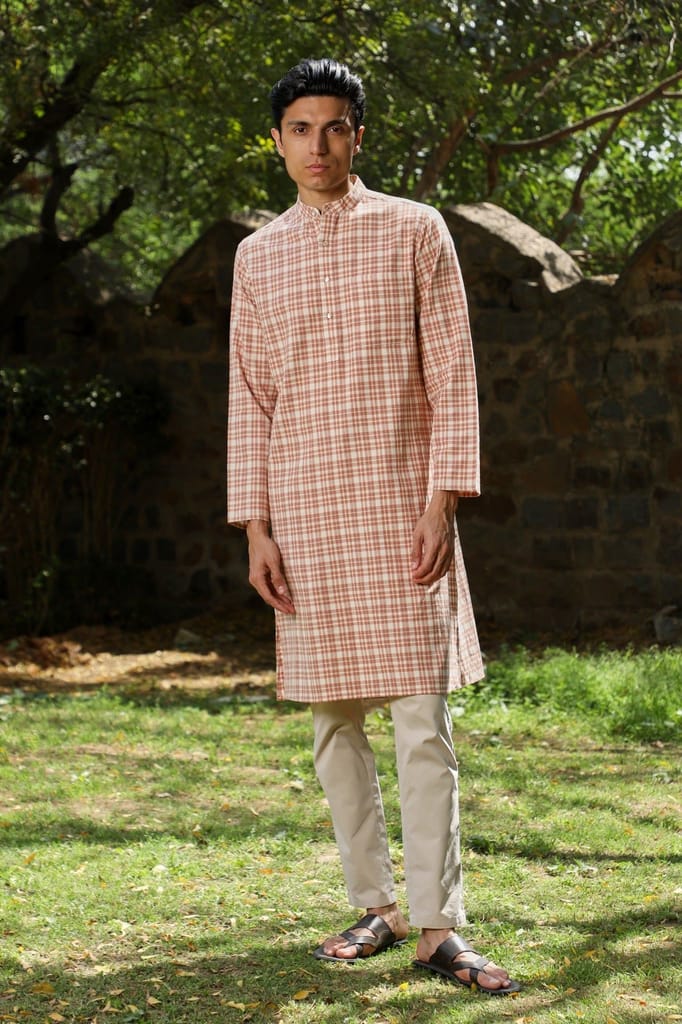 Arka Cotton Checked Long Kurta view 2