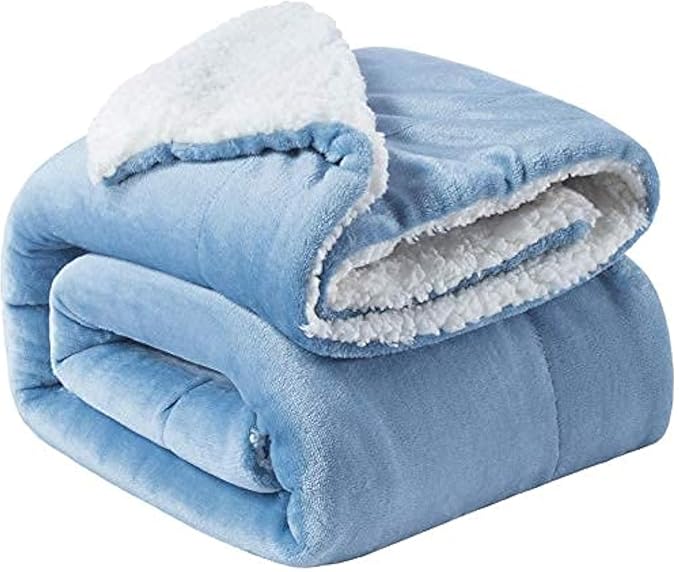 Sherpa Fleece Blanket, Soft Warm Cozy Plush Blanket for Winter, Lightweight Reversible Blanket for Couch/Bed/Travel