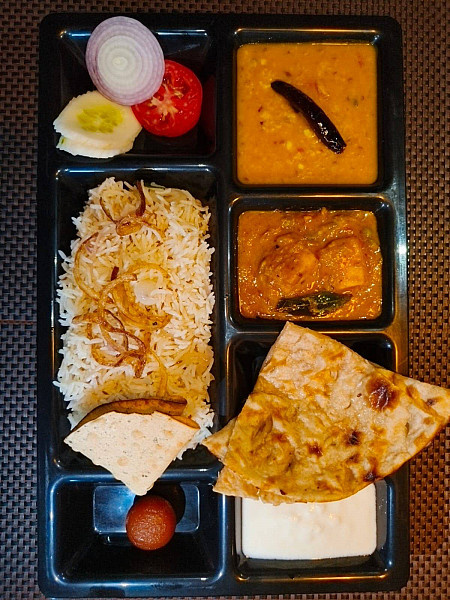 North indian thali (veg)