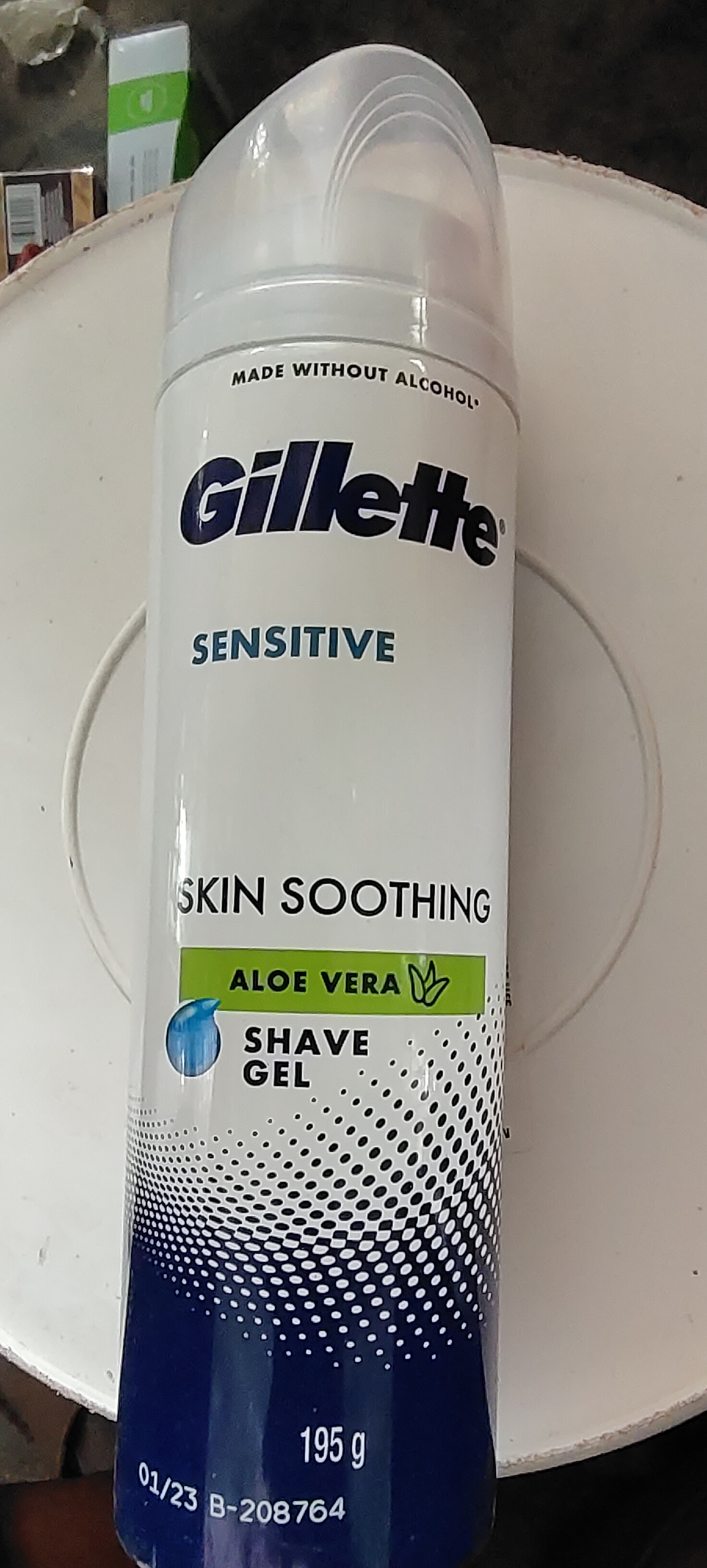 Gillette sensitive skin soothing aloe vera shave gel