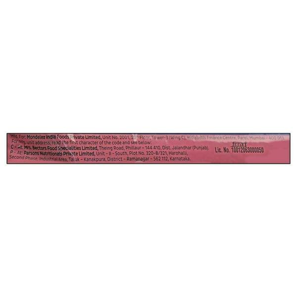 Cadbury Oreo Strawberry Creme Biscuits 50 Gms view 2