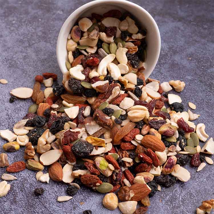 Healthy Master Vision To Serve Healthy Daily Power Booster (Hazel Nuts, Brazil Nuts, Almonds, Walnuts, Blue Berry), 300 gm view 2