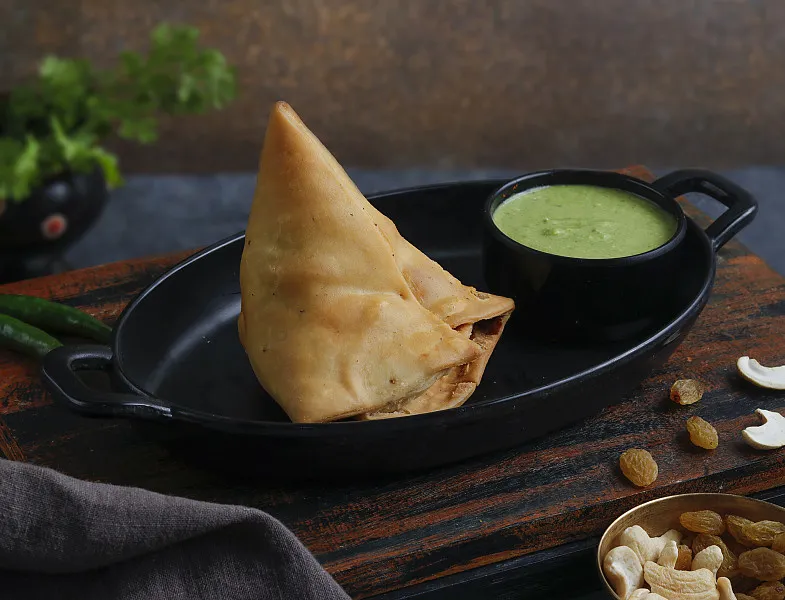 Royal-punjabi Samosa