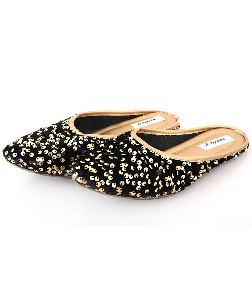 Apratim - Gold Women's Mules