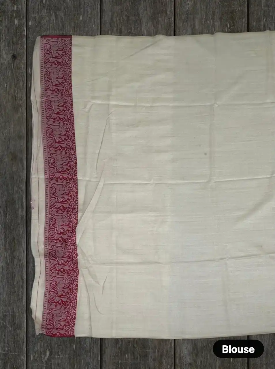 Saura Art Cotton Saree Cream Red Village Scene Pallu view 2