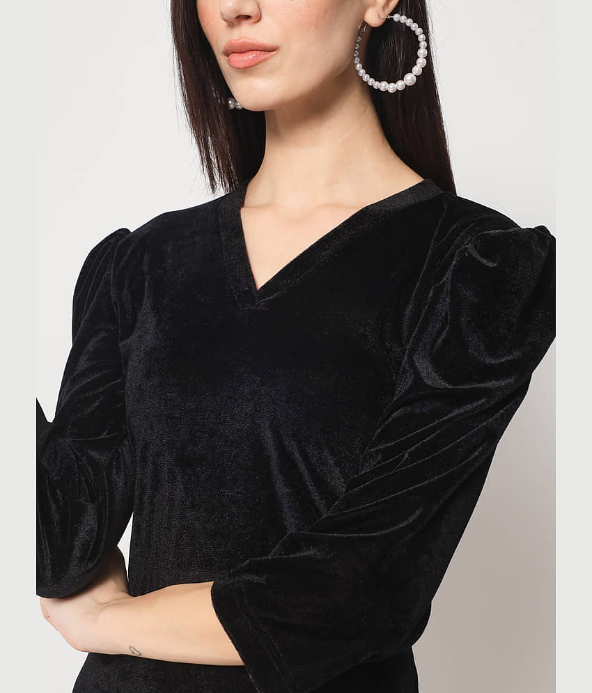 Rudrakriti Women Velvet Solid A-line Dress ( Maroon ) view 2