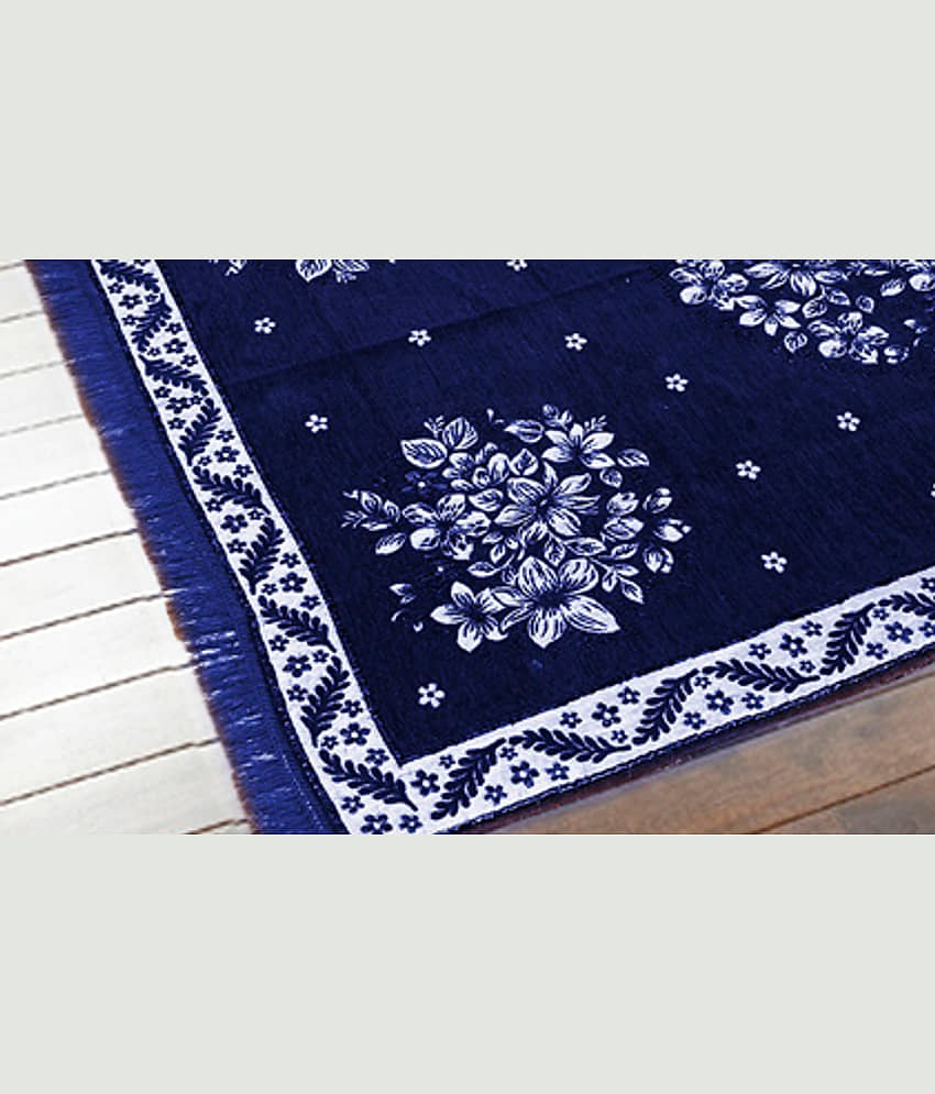 Aazeem Blue Velvet Dhurrie Carpet Abstract 5x7 Ft view 2
