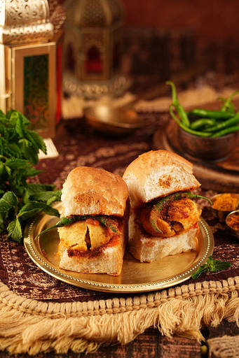 Vada pav - 4 pcs