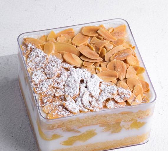 Pineapple Dessert Box