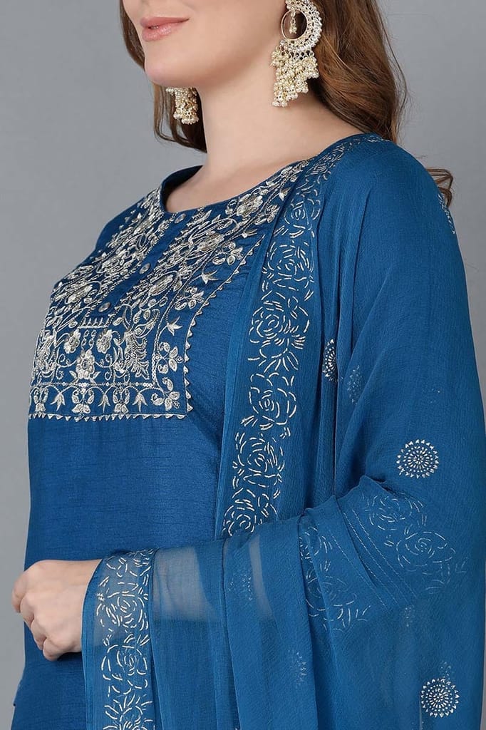 Women Blue Floral Yoke Design Regular Thread Work Kurta with Palazzos With Dupatta PKSKD1056 view 2