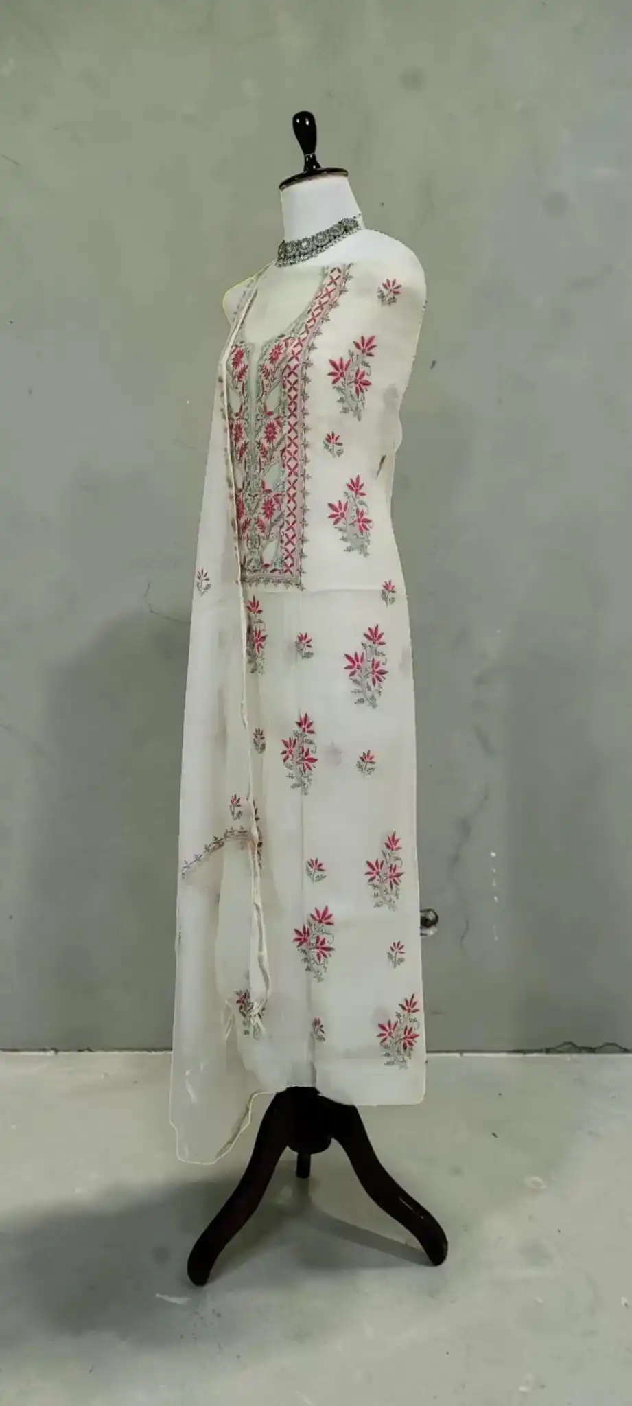 Lucknow Chikankari Hand-Embroidered Mul Cotton Unstitched Dress Material view 2