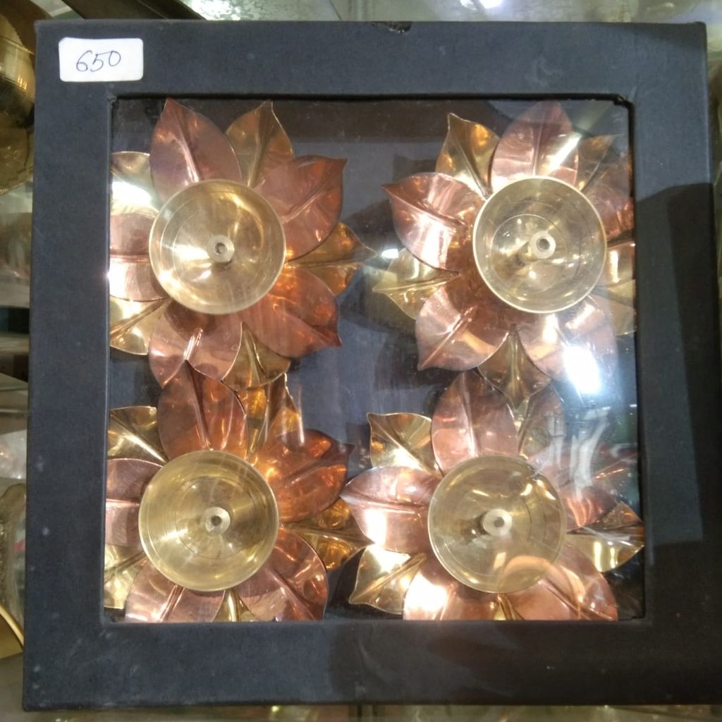 AZIZ GLOBAL TRADING/LOTUS SHAPED BRASS COPPER DIYA view 2