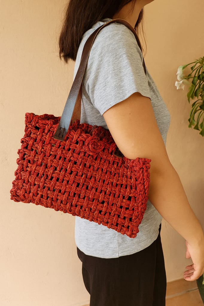 Handcrafted Red Sabai Grass Travel Mesh Bag view 2