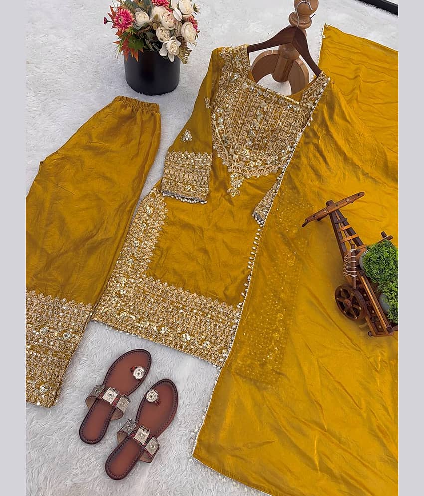 BHAGYASHRAY Women Silk Embroidered Ethnic Motifs Kurti With Patiala Salwar ( Sea Green ) view 2