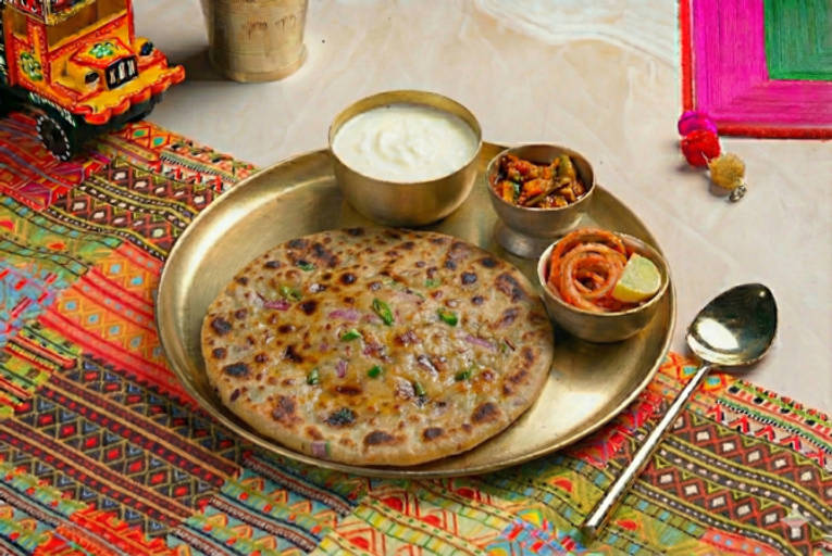 Aloo pyaaz paratha