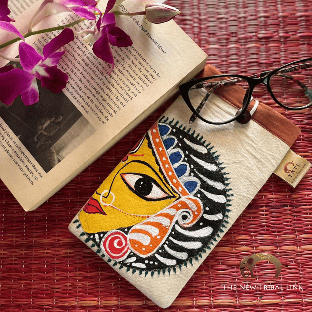 Hand Painted Fabric Glare Pouch - Maa Durga view 2