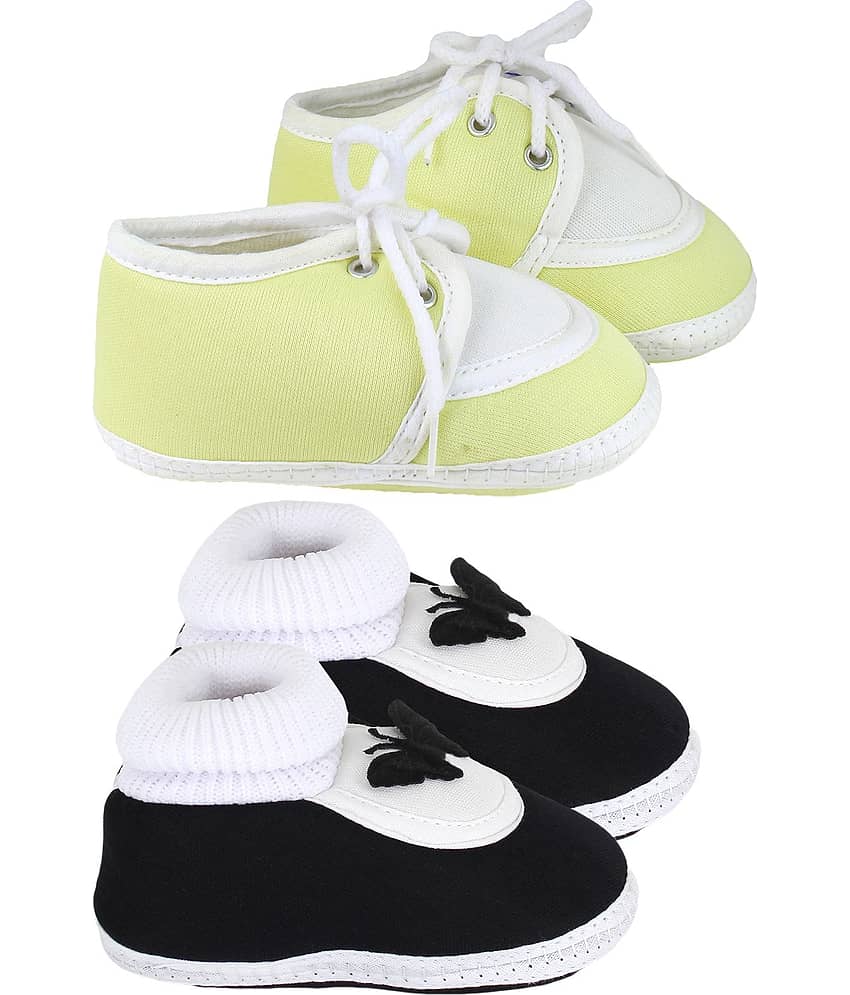 Neska Moda Pack Of 2 Baby Boys & Girls Black And Yellow Cotton Booties For 0 To 12 Months view 2