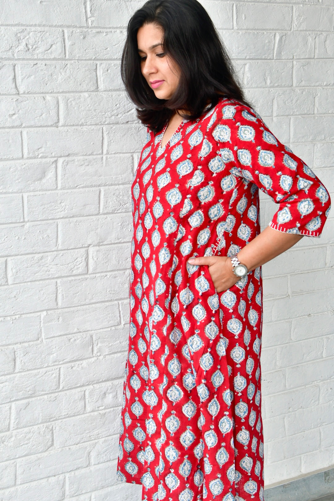 Pretty Red Phiran Kurta : Lightweight, breathable view 2