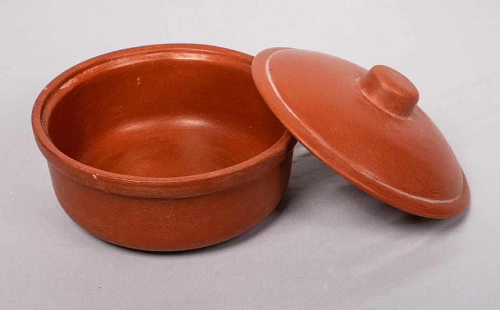 **Handmade Clay Pot with Lid** view 2
