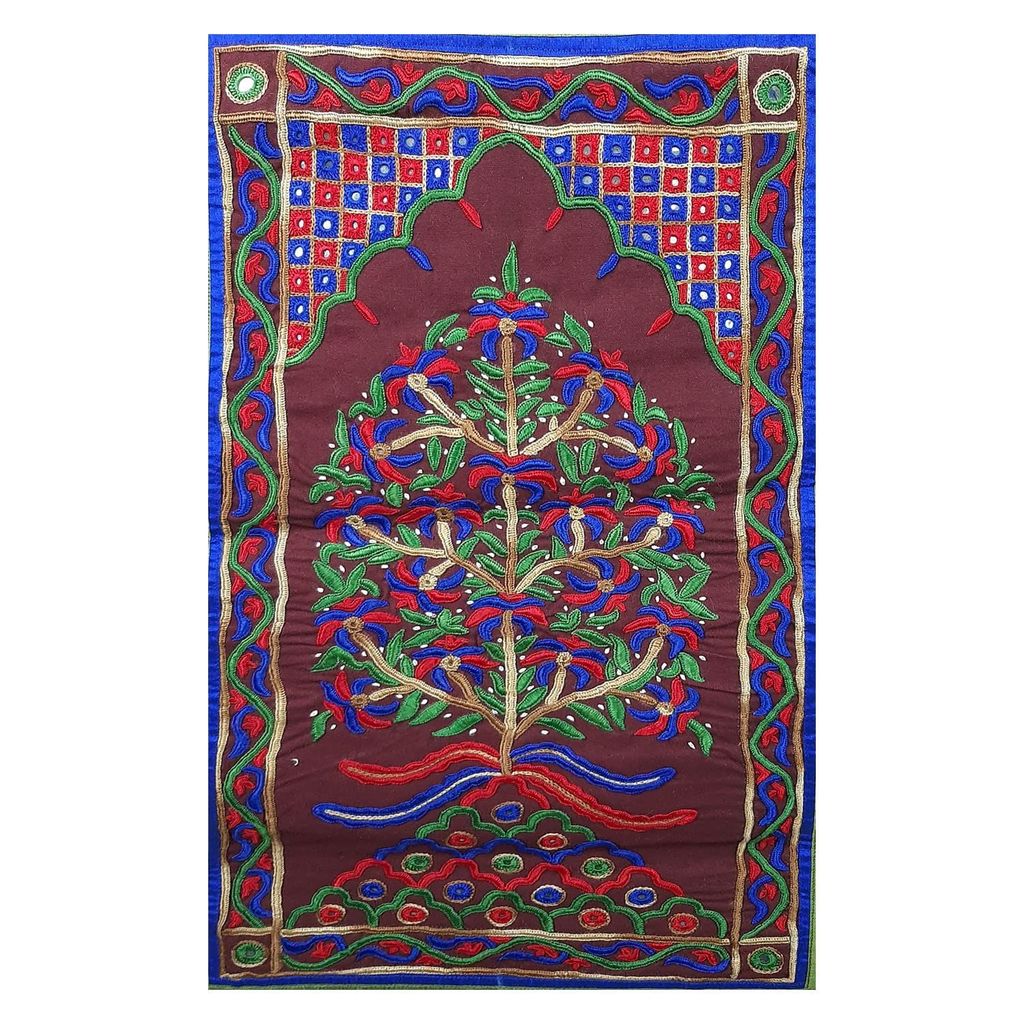 Garvi Gurjari (A Gujarat Govt Enterprise Cotton Green Hand Embroidered Wall Hangings/Decor (24� x 14�) view 2