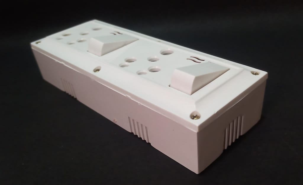 16A 2 Sockets & 2 Switch Extension Box with Indicator, 16A Plug & 3 Meter Wire view 2