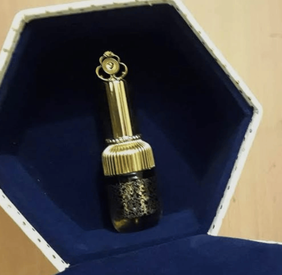 Mii Art 10ml Mini Refillable Gold Glass Vial – Portable Empty Bottle for On-the-Go Essential Oils and Traditional Ittar view 2