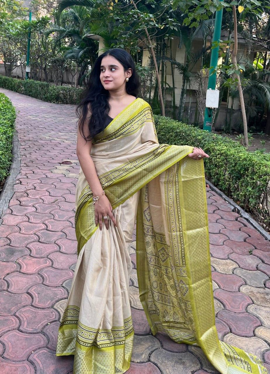 New Dola Silk Saree view 2
