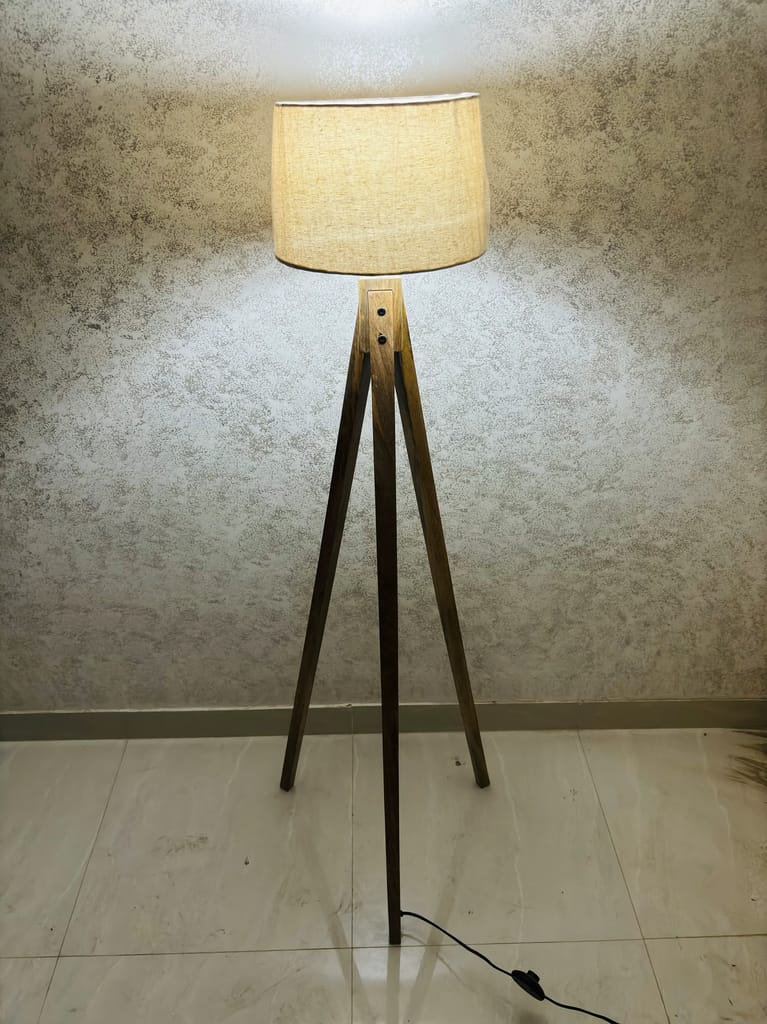 Wooden Floor Lamp, 3-Leg Lamp