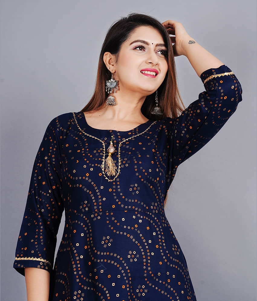 Smien - Maroon Rayon Women's Anarkali Kurti ( Pack of 1 ) view 2