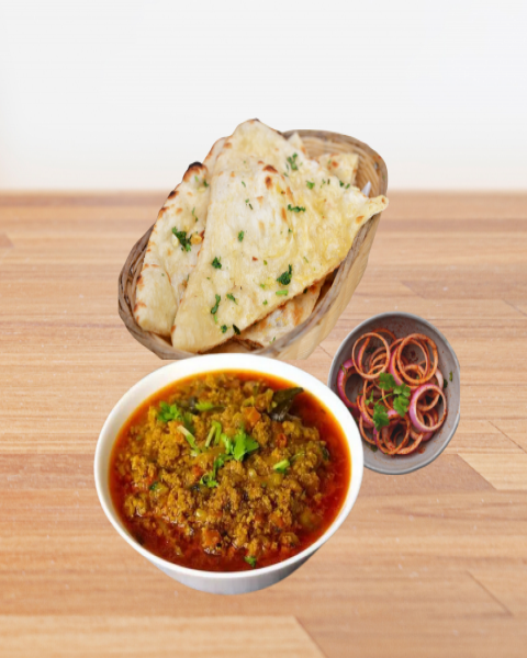 Keema curry with butter nan