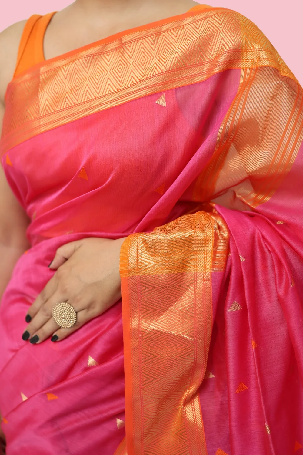 Classy Pink Pearl Choka Borcade handloom Saree with Tassels view 2
