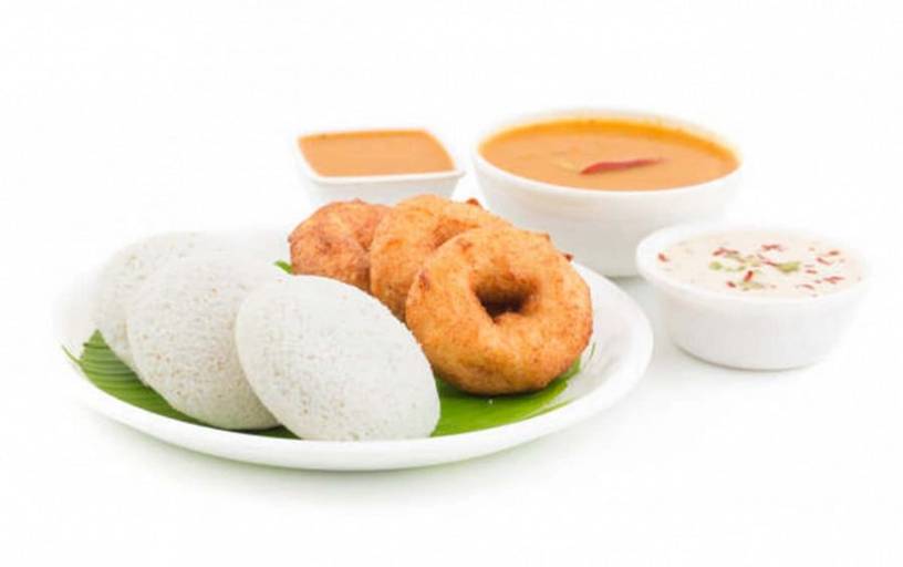 2 Medu Vada & 1 Idli
