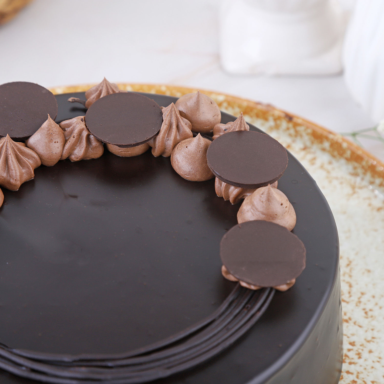 Creamy Chocolate Dream Cake Half Kg view 2