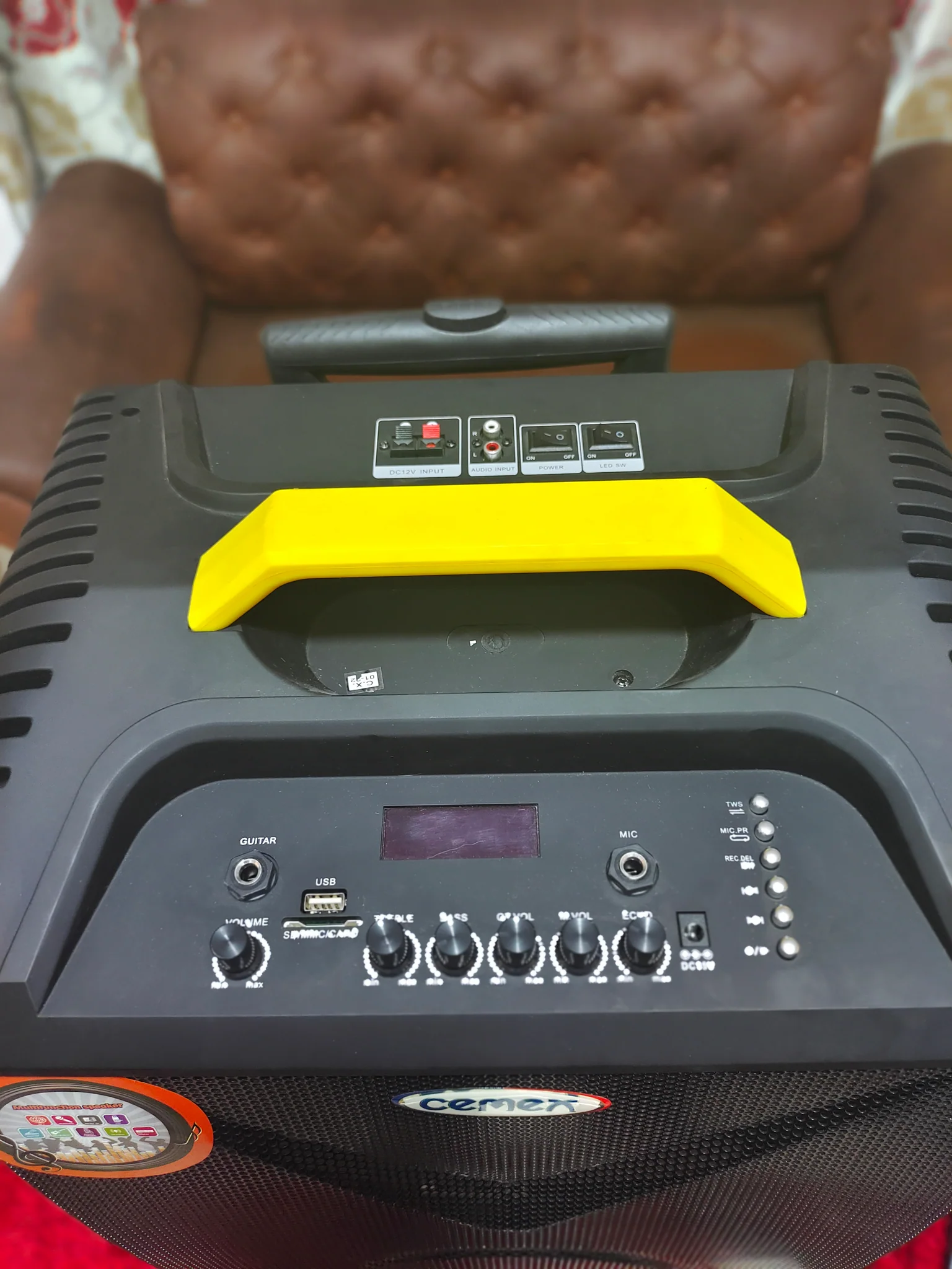 Cemex C8888 15 inch trolley speaker with wireless MIC Karaoke compatible view 2