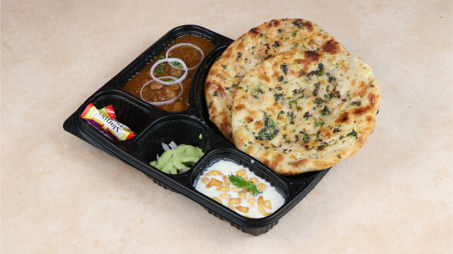 Paneer masala (lambe) chole kulche