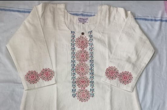 Elegant Cream Embroidered Straight Kurti view 2