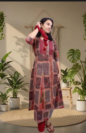 PickCell Premium Handwork Kurti With Bottom & Dupatta view 2