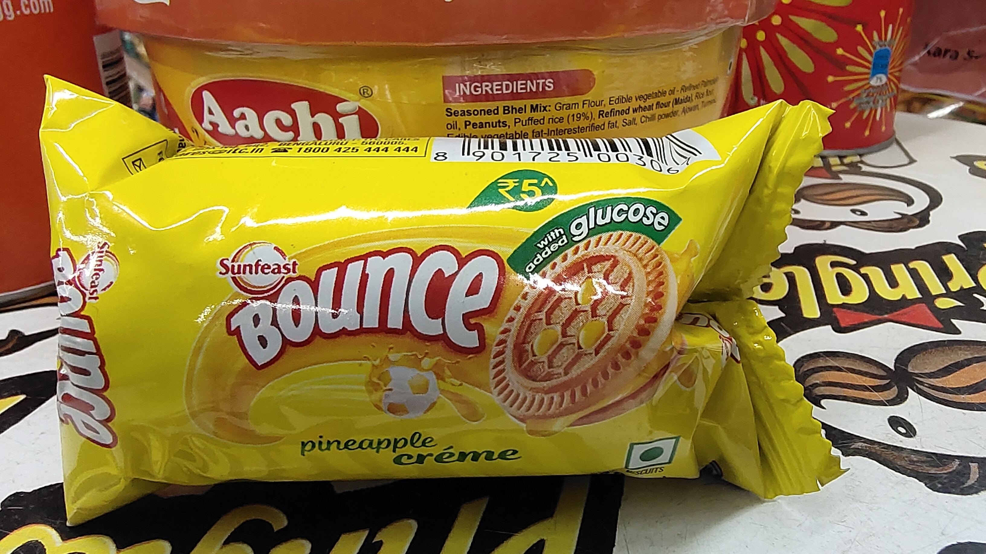 Sunfeast bounce pineapple creme